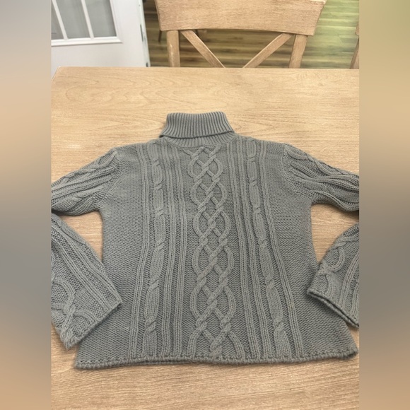 Barami gray cable knit turtleneck sweater medium - Picture 2 of 6